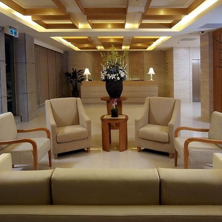 Ocean Hotel Hualien Bagian luar foto