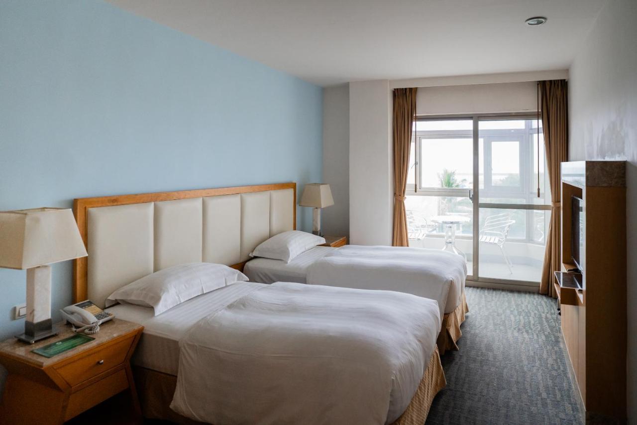 Ocean Hotel Hualien Bagian luar foto