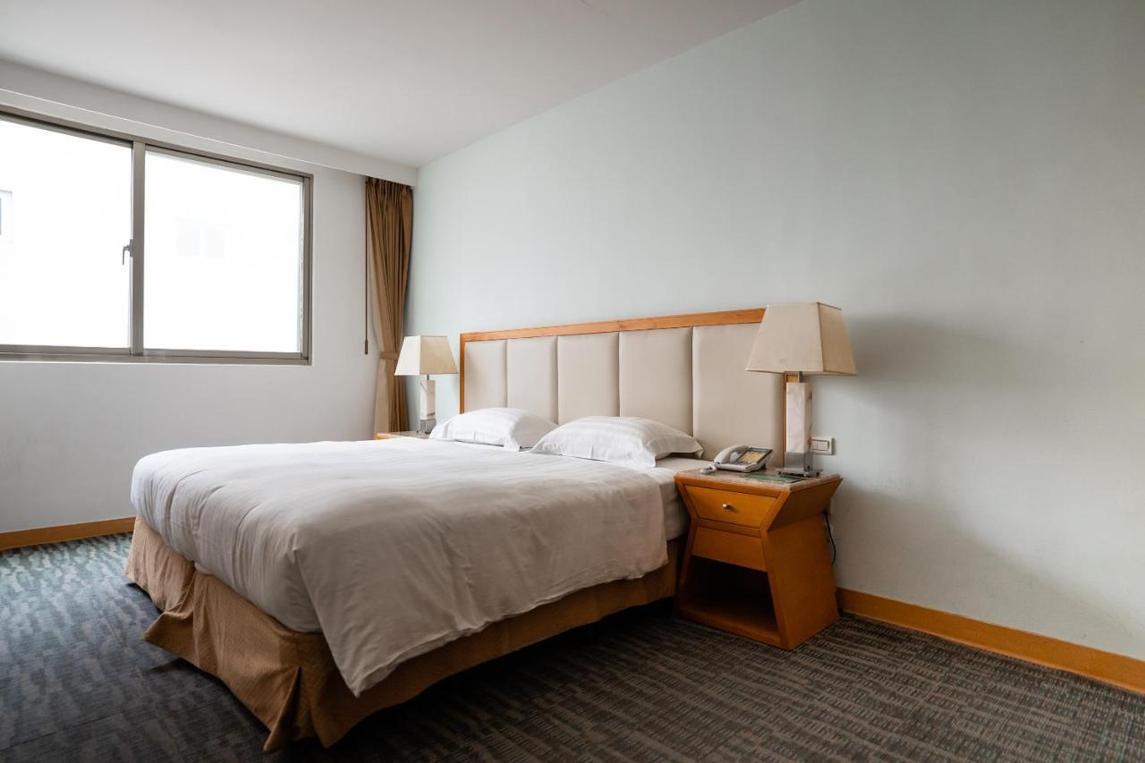 Ocean Hotel Hualien Ruang foto