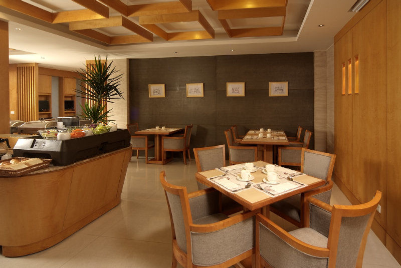 Ocean Hotel Hualien Bagian luar foto